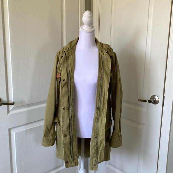 Women’s green J.Crew jacket. Size extra small in good condition. - Picture 2 of 16